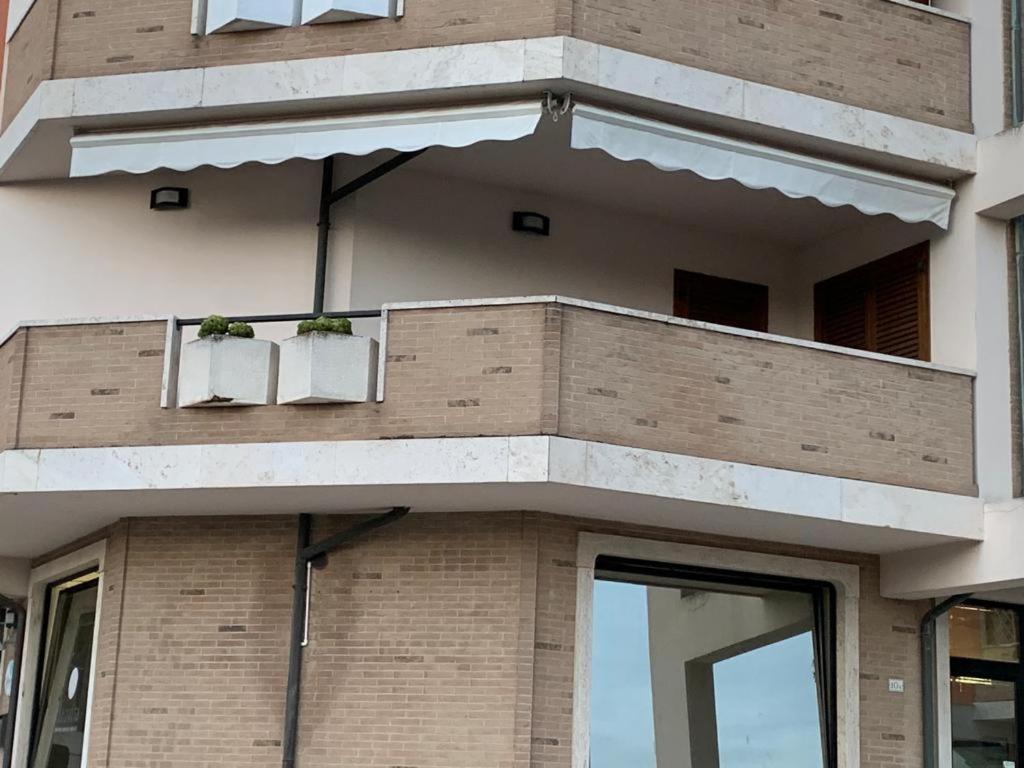 Casa Alba - Чивитанова-Марке Экстерьер фото